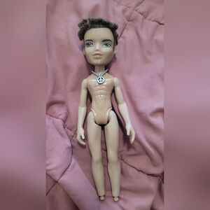 Bratz DYLAN -- nude with no feet, released in 2002
